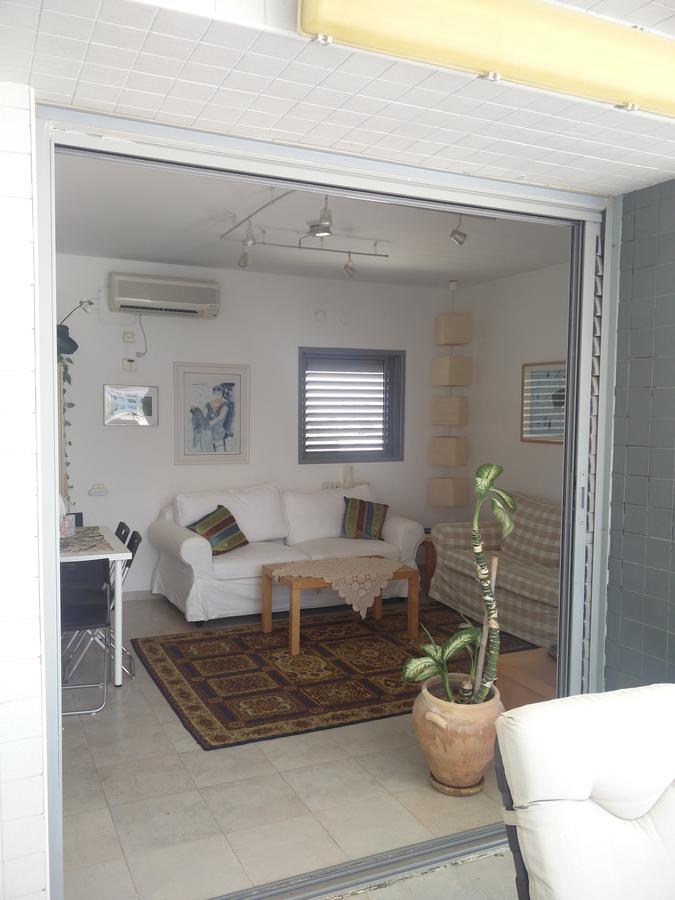 Herzelia Rooftop Special 2 Room Apartment Eksteriør billede